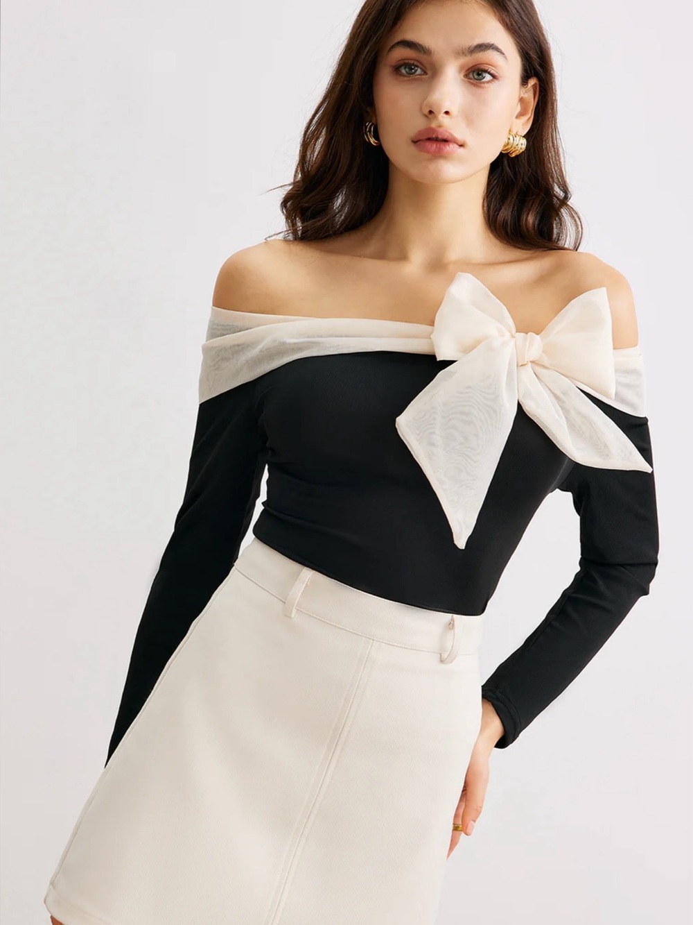Commense Chiffon-Bow Off-Shoulder Slim Blouse - Large